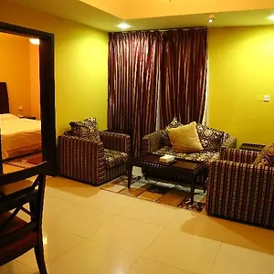 https://golden-square-hotel-apartments.sharjah-hotels.com